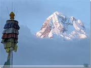 Nepal. Dhaulagiri (8167 m) set fra Ghorepani