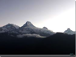Nepal. Annapurna 1, Annapurna South, Annapurna III og Machapuchare [Klik for et strre billede]
