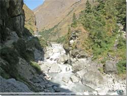 Nepal. P dette strk er Kali Gandaki klften meget smal [Klik for et strre billede]