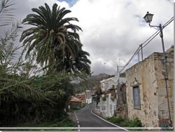 Gran Canaria. P vej gennem den lille by Arteara [Klik for strre foto]