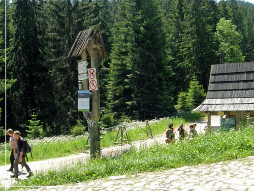 Hovedindgang til Tatrzanski Park Narodowy, Tatra Nationalpark, ved Kuznice
