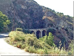 En gammel bro p vejen til Prassies